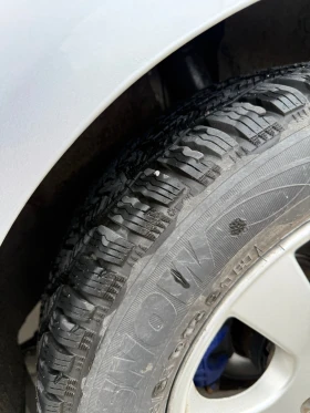 VW Golf - 2700 € / 5280.74 лв. - 76354723 12