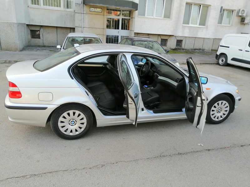 BMW 318 2.0, снимка 15 - Автомобили и джипове - 43639412