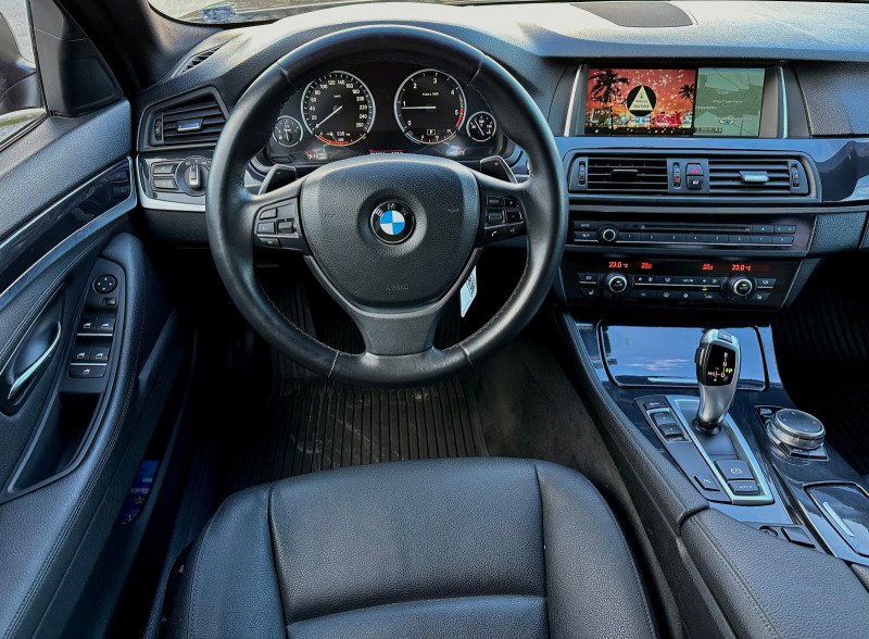 BMW 520 Сервизна книжка, снимка 8 - Автомобили и джипове - 44970163