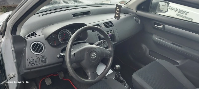 Suzuki Swift, снимка 5 - Автомобили и джипове - 47380845