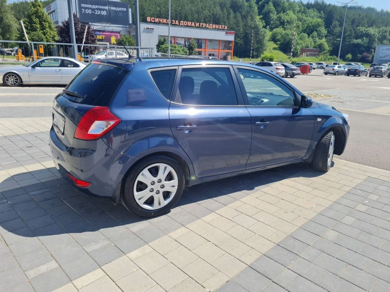 Kia Ceed 1.6i (face), снимка 3 - Автомобили и джипове - 47919999