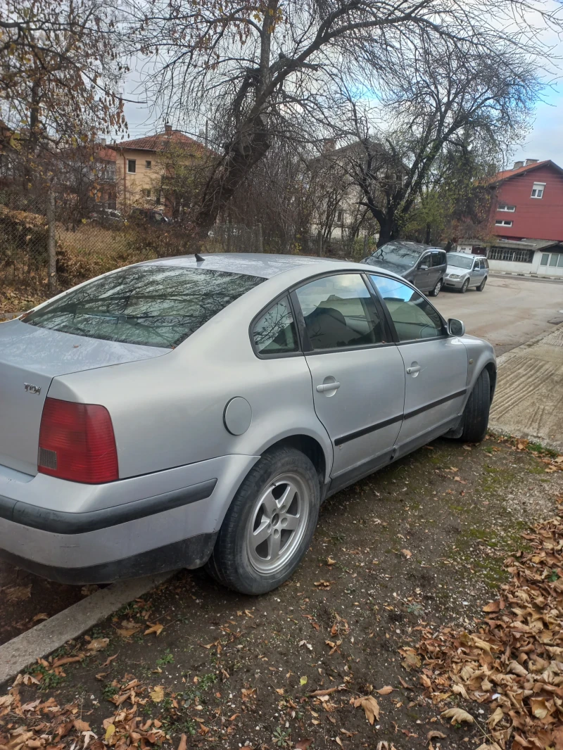 VW Passat 1.9tdi , снимка 3 - Автомобили и джипове - 48359504