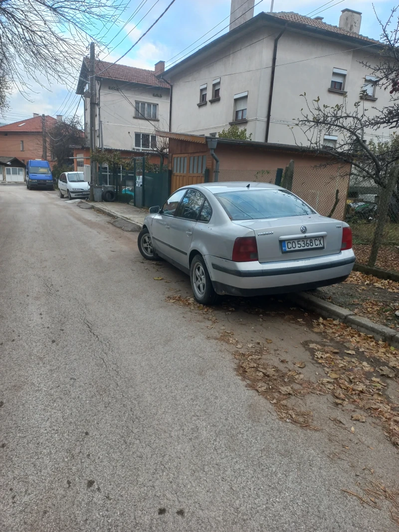 VW Passat 1.9tdi , снимка 4 - Автомобили и джипове - 48359504