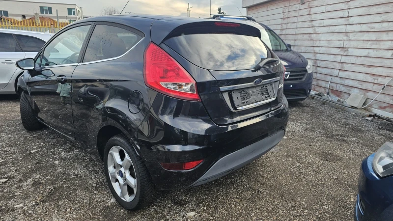 Ford Fiesta 1.4LPG KEY LESS , снимка 12 - Автомобили и джипове - 48434382