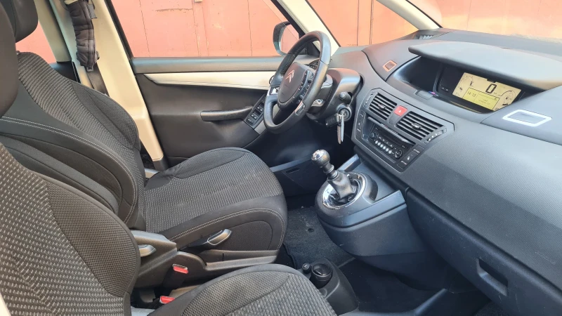 Citroen C4 Picasso 1.6 hdi , снимка 5 - Автомобили и джипове - 49069761