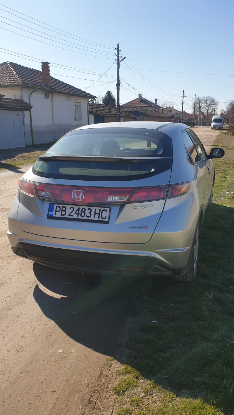 Honda Civic, снимка 2 - Автомобили и джипове - 49096277