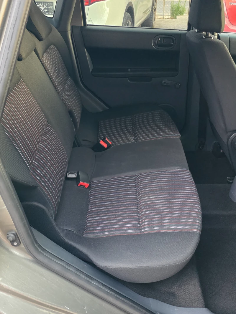 Mitsubishi Colt 1.3  90000км., снимка 10 - Автомобили и джипове - 51234777