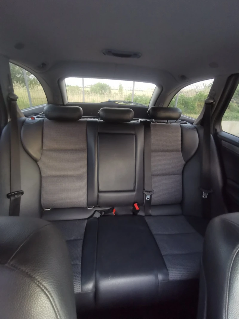 Mercedes-Benz C 230, снимка 9 - Автомобили и джипове - 52232289