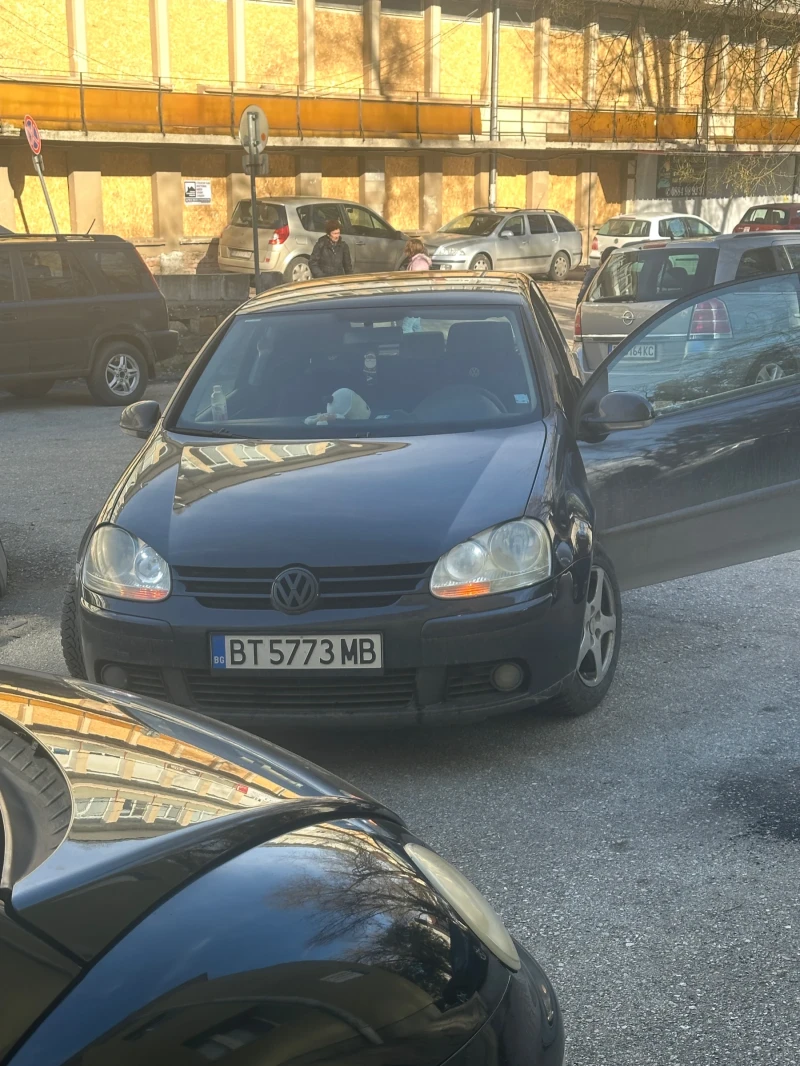 VW Golf, снимка 3 - Автомобили и джипове - 52259647