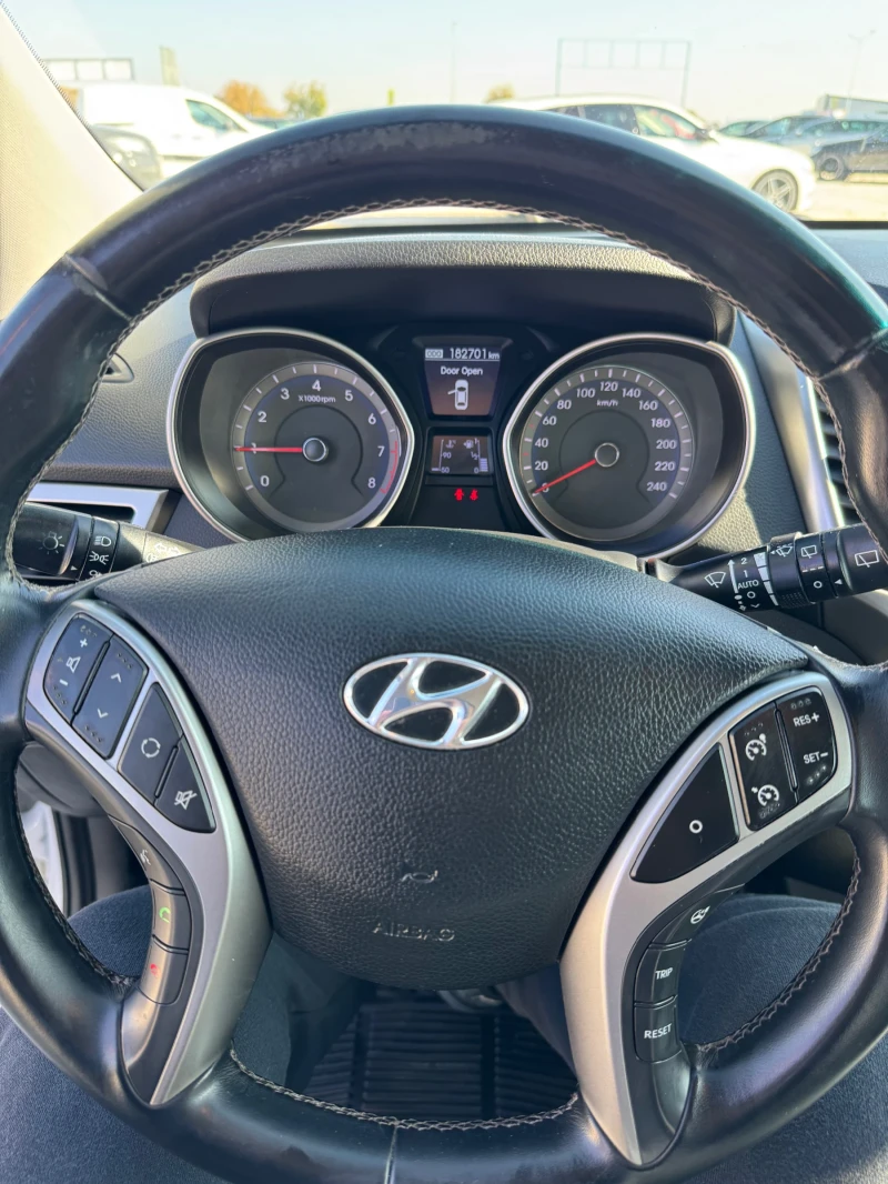 Hyundai I30 1.6 GDI, снимка 11 - Автомобили и джипове - 52264476