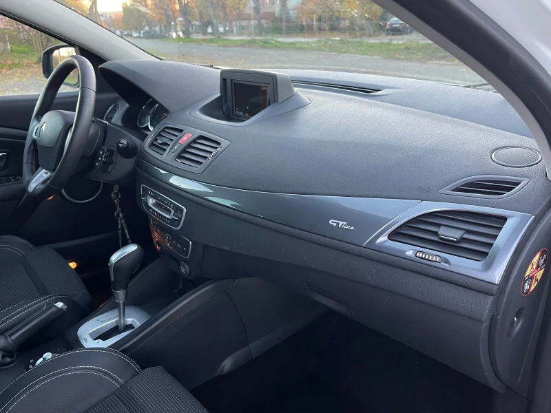 Renault Megane Gt-line 1.5 dci, снимка 14 - Автомобили и джипове - 52415115