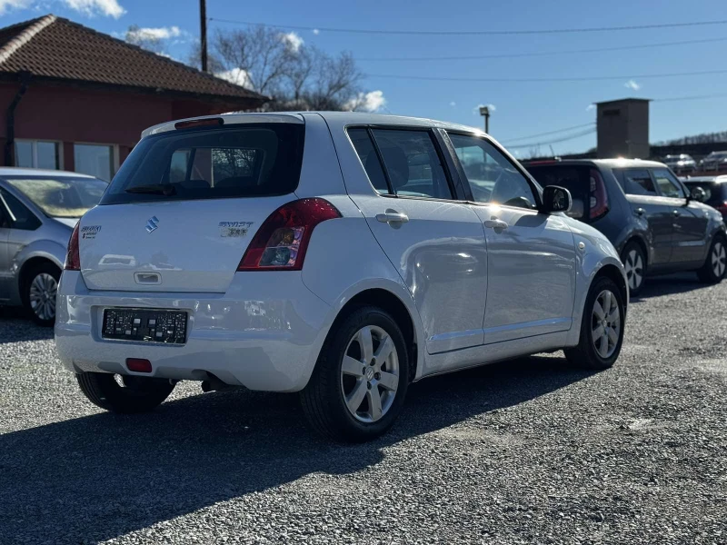 Suzuki Swift 1.3I, снимка 5 - Автомобили и джипове - 52553572