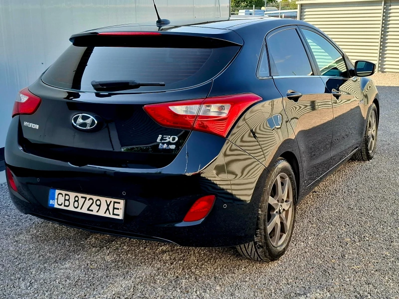 Hyundai I30 1.6crdi/Нави/Фул/Обслужена, снимка 8 - Автомобили и джипове - 53027604