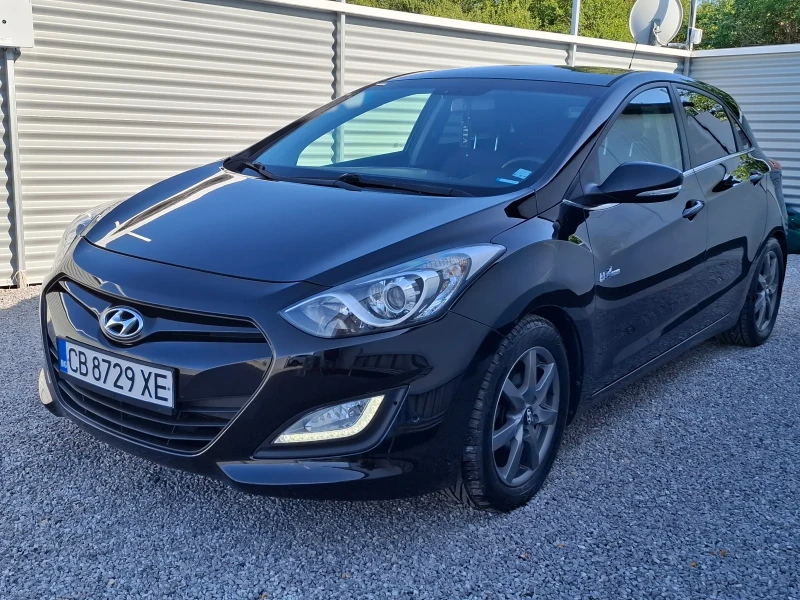 Hyundai I30 1.6crdi/Нави/Фул/Обслужена, снимка 3 - Автомобили и джипове - 53027604