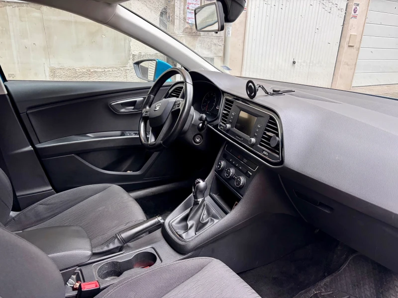 Seat Leon ST, снимка 3 - Автомобили и джипове - 53106976