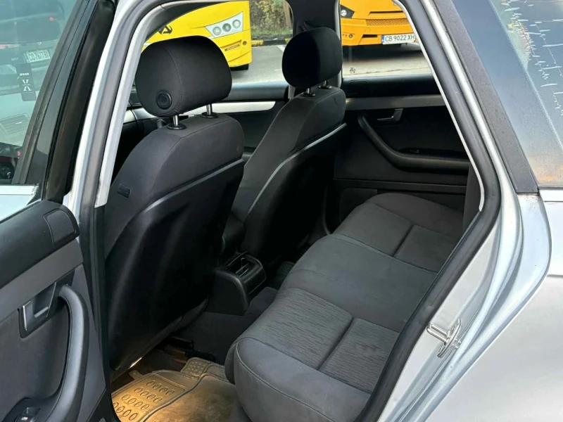 Audi A4 2.0, снимка 9 - Автомобили и джипове - 53336875