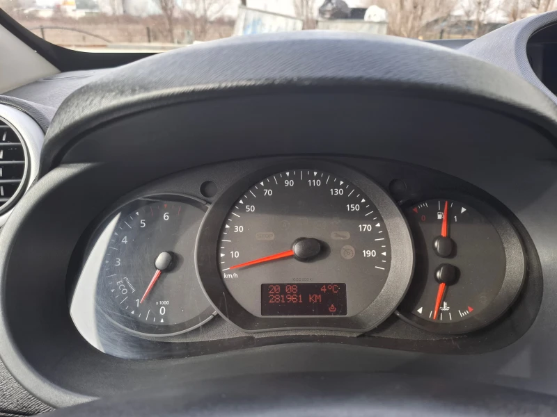 Renault Kangoo 1.5 dCI 90 к.с., снимка 9 - Автомобили и джипове - 53418323