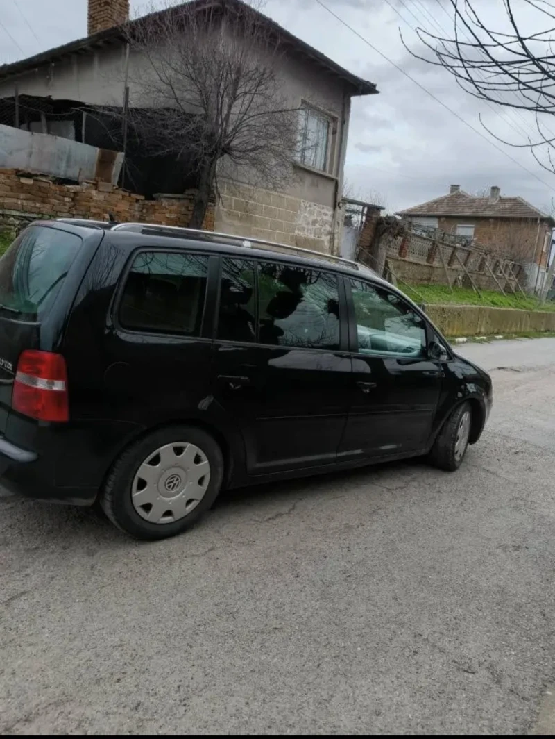 VW Touran L, снимка 5 - Автомобили и джипове - 53565830