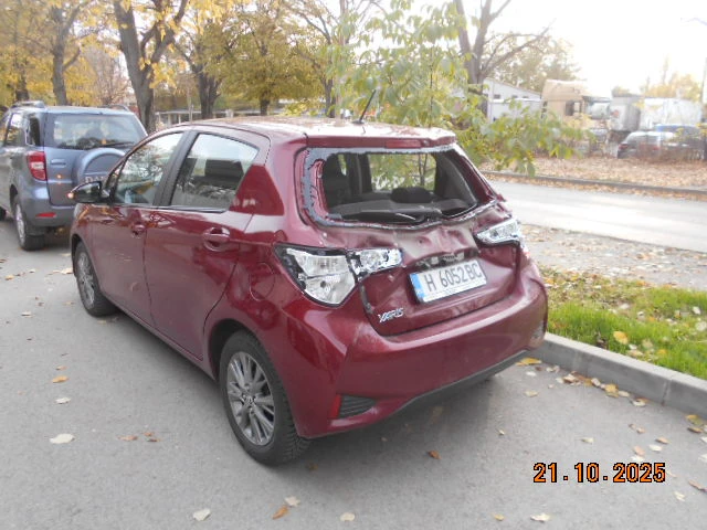 Toyota Yaris 1.5 VVTI - изображение 3