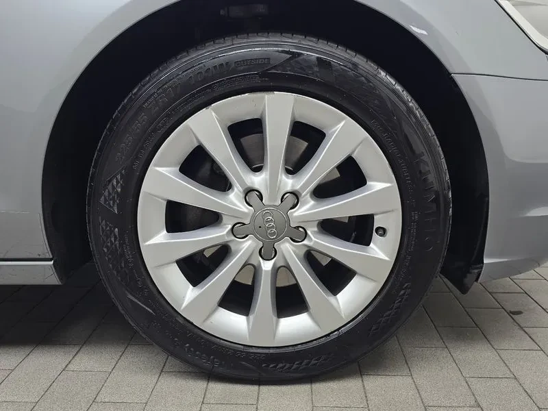 Audi A6 2.0 TDI, снимка 10 - Автомобили и джипове - 55057946