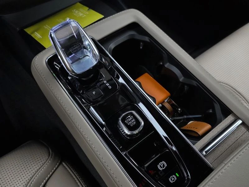 Volvo S90 2.0 Automatic, снимка 9 - Автомобили и джипове - 55975515