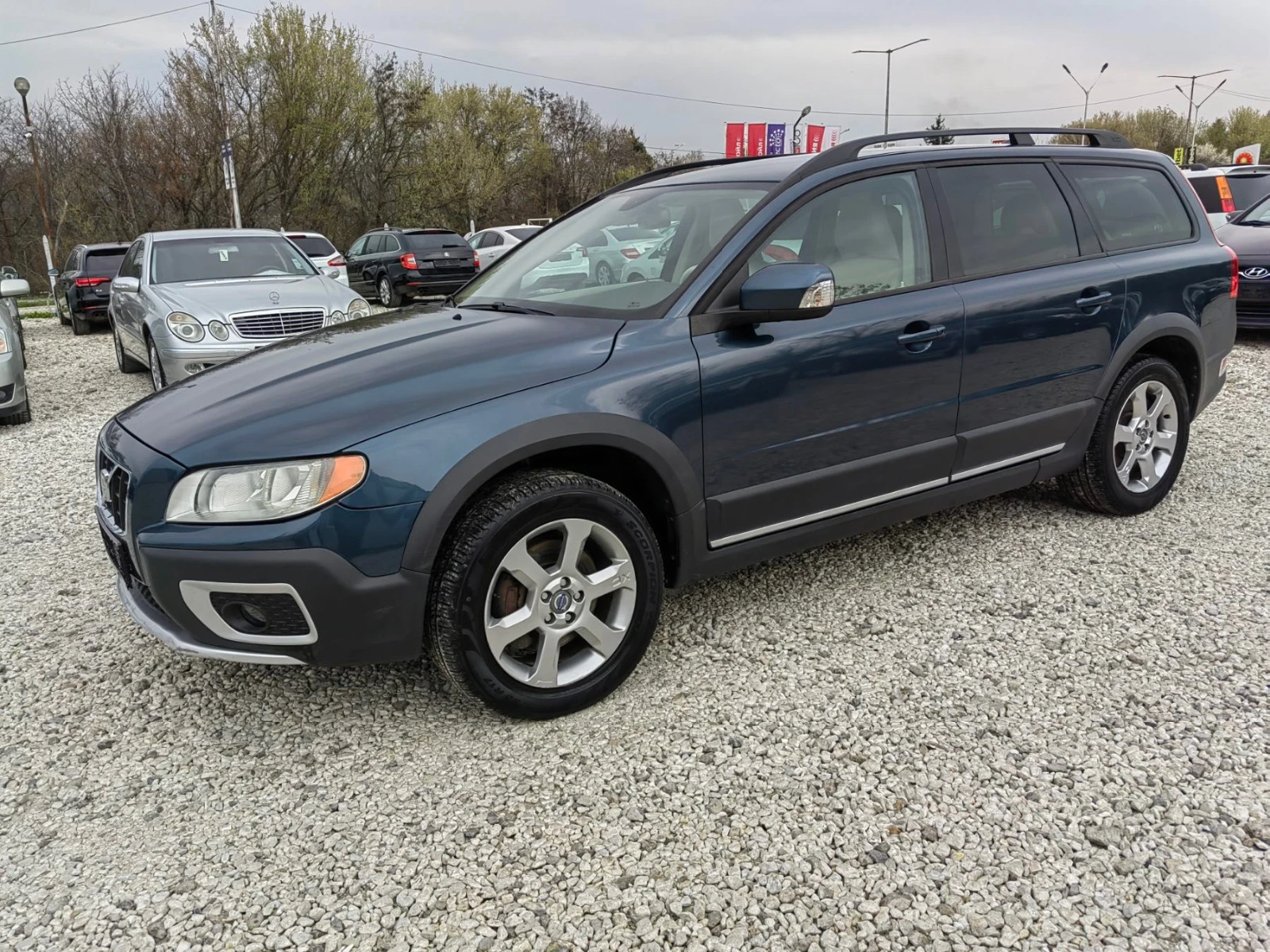 Volvo Xc70 2.4d D5*4x4*Avtom*UNIKAT* - изображение 3