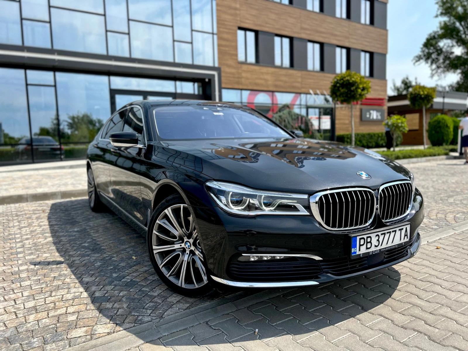 BMW 730 Ld xDrive FUll екстри!!! - изображение 2