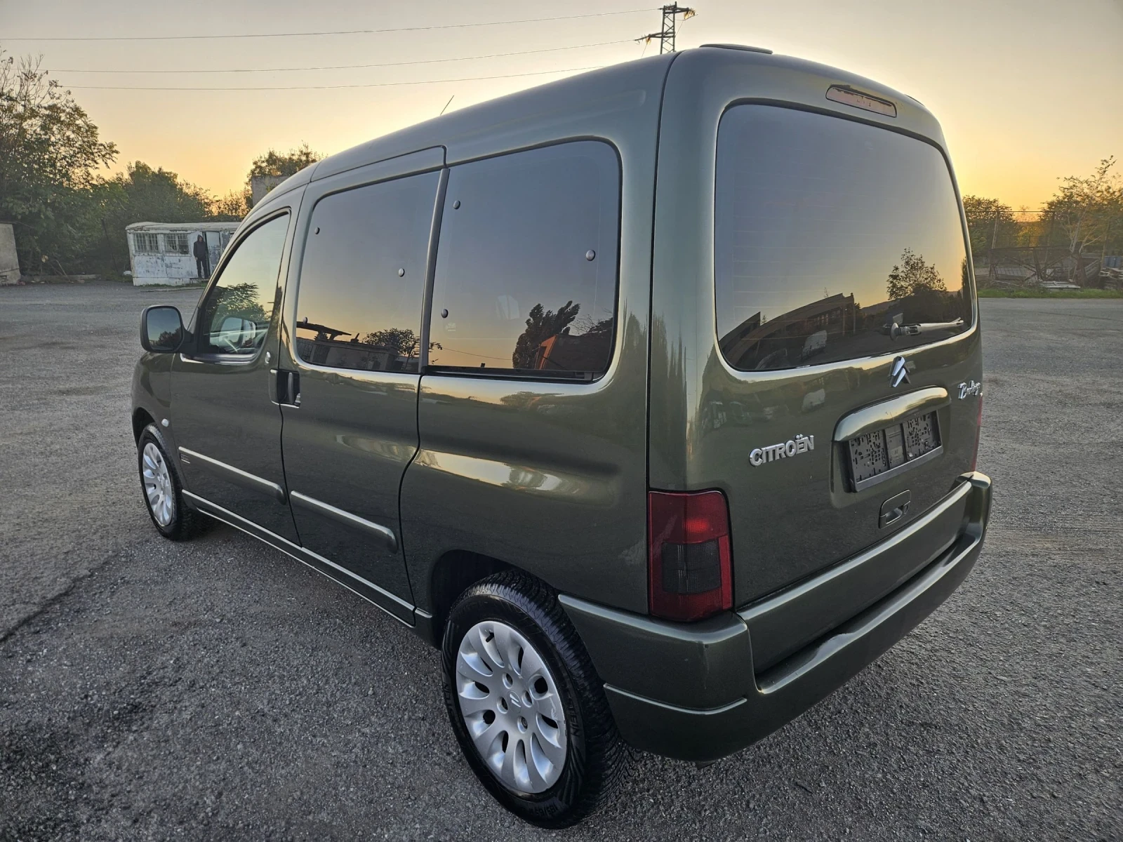 Citroen Berlingo 1.6 Benz. klima 109ps - изображение 2