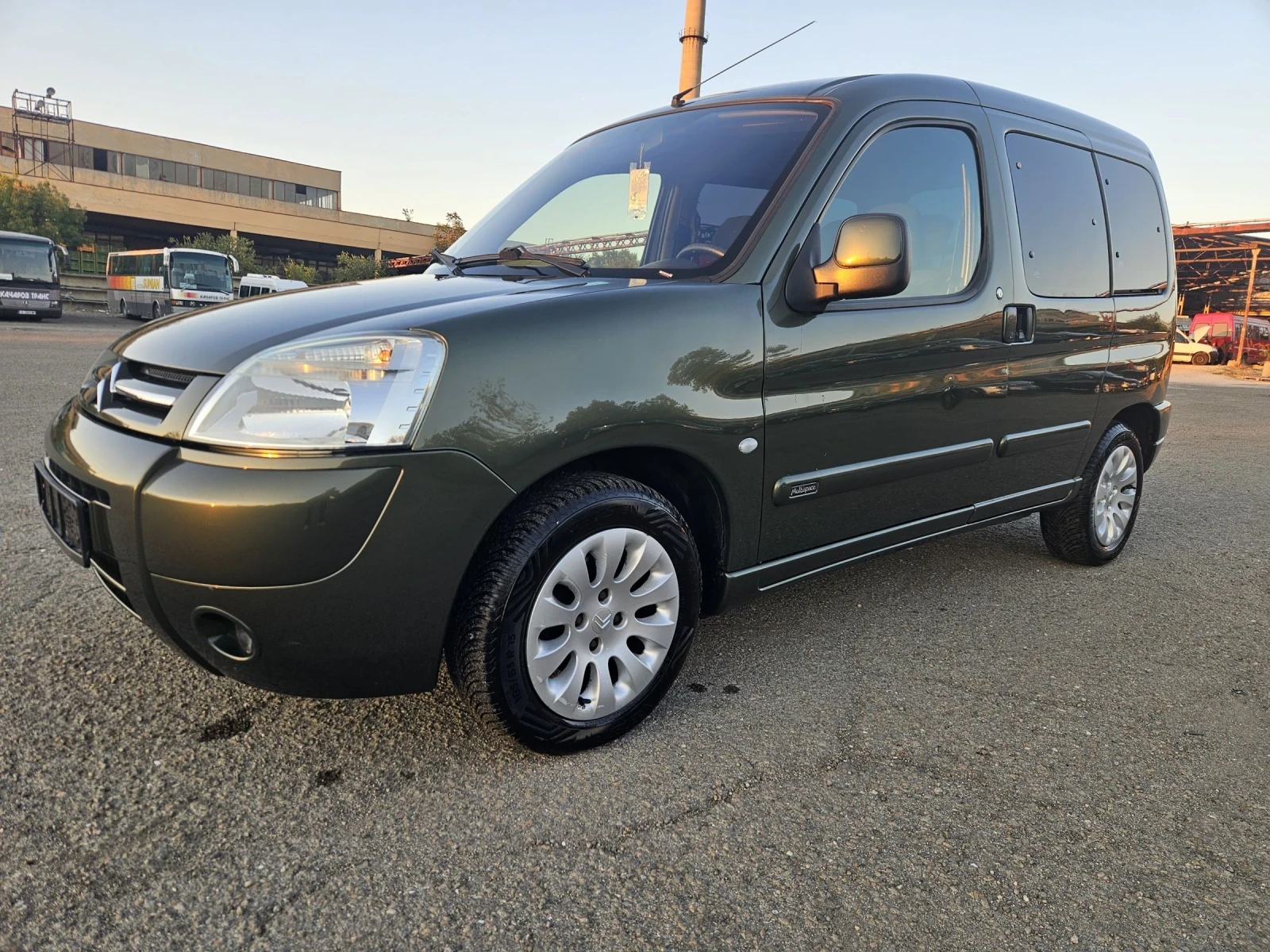 Citroen Berlingo 1.6 Benz. klima 109ps - [1] 