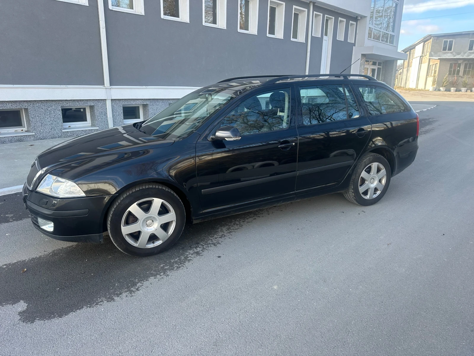 Skoda Octavia 1.9TDI Автомат - изображение 2