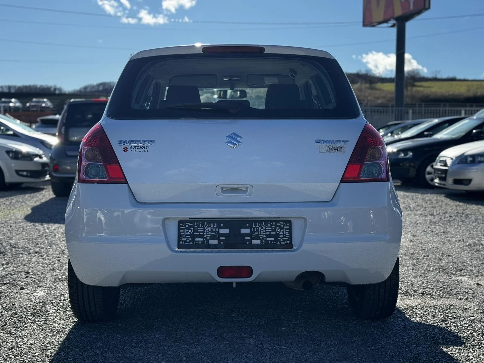 Suzuki Swift 1.3I - изображение 8