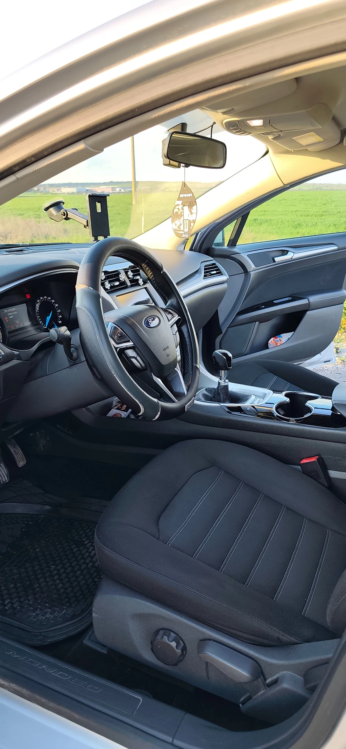 Ford Mondeo 2.0 TDCI, снимка 8 - Автомобили и джипове - 52950140