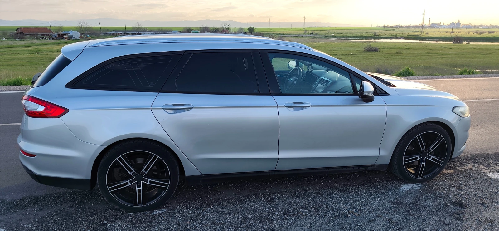 Ford Mondeo 2.0 TDCI, снимка 6 - Автомобили и джипове - 52950140