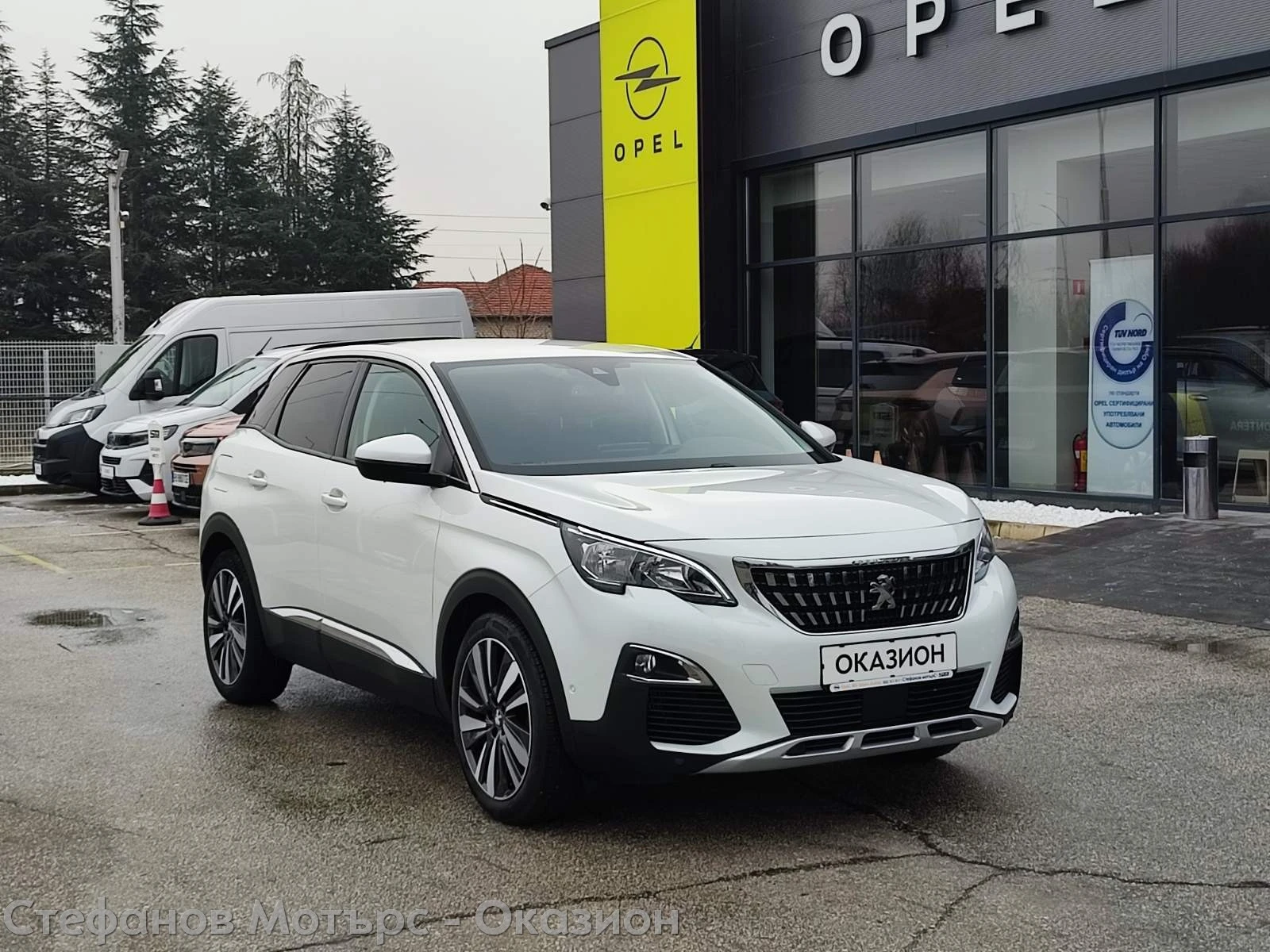 Peugeot 3008 Premium 1.2 turbo (130hp) AT8, снимка 3 - Автомобили и джипове - 53336556