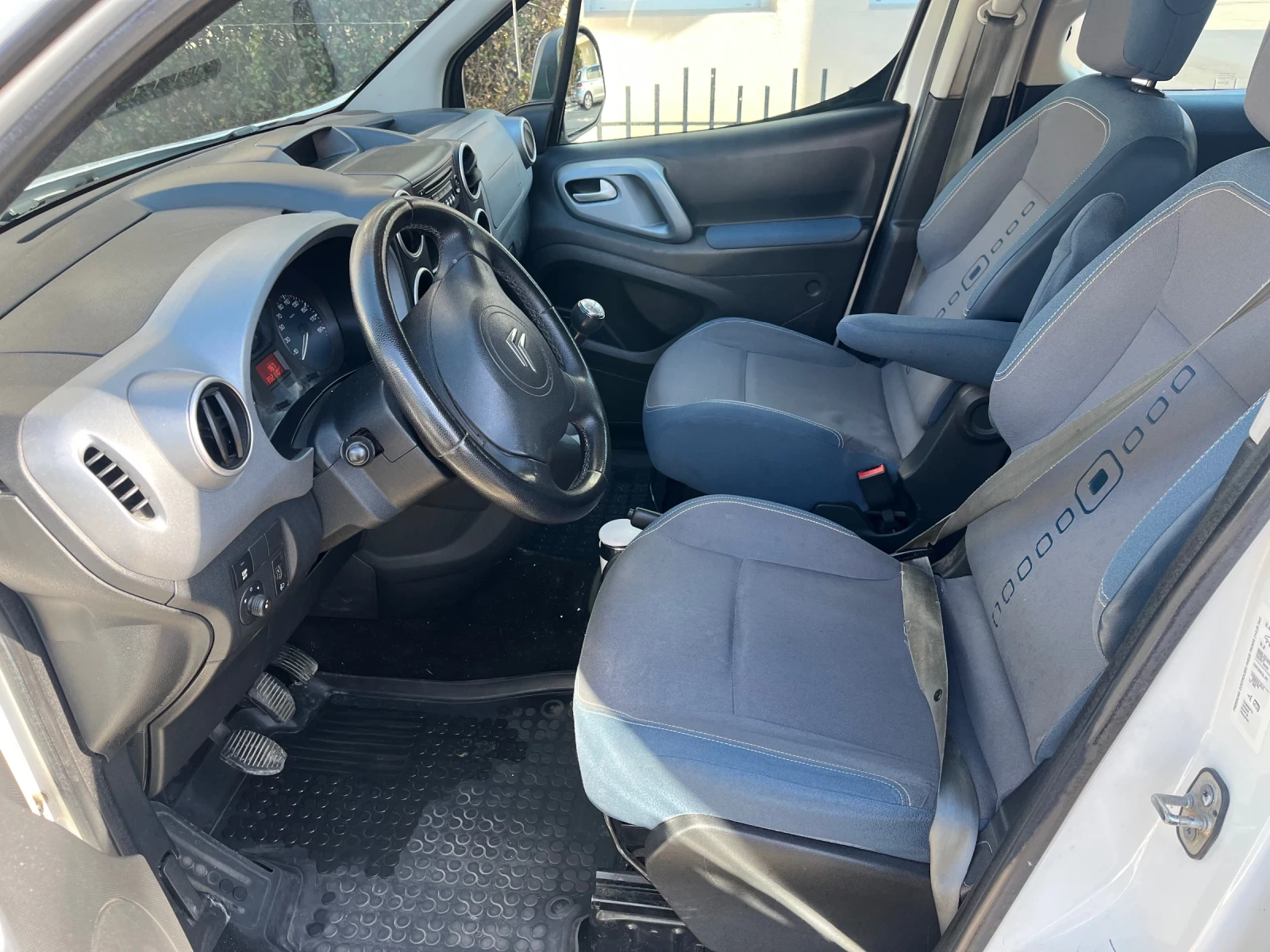 Citroen Berlingo, снимка 11 - Автомобили и джипове - 53847183