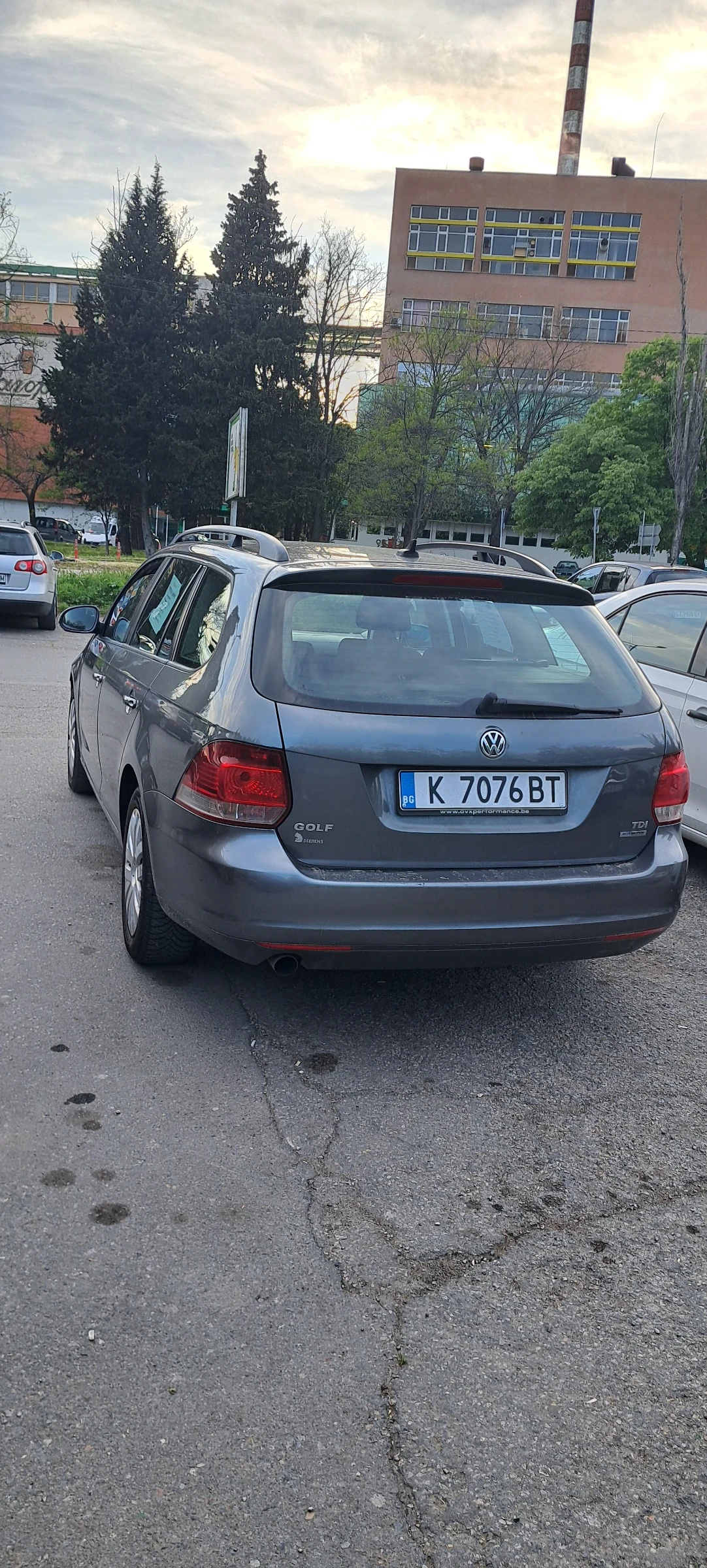 VW Golf Variant, снимка 2 - Автомобили и джипове - 53972634