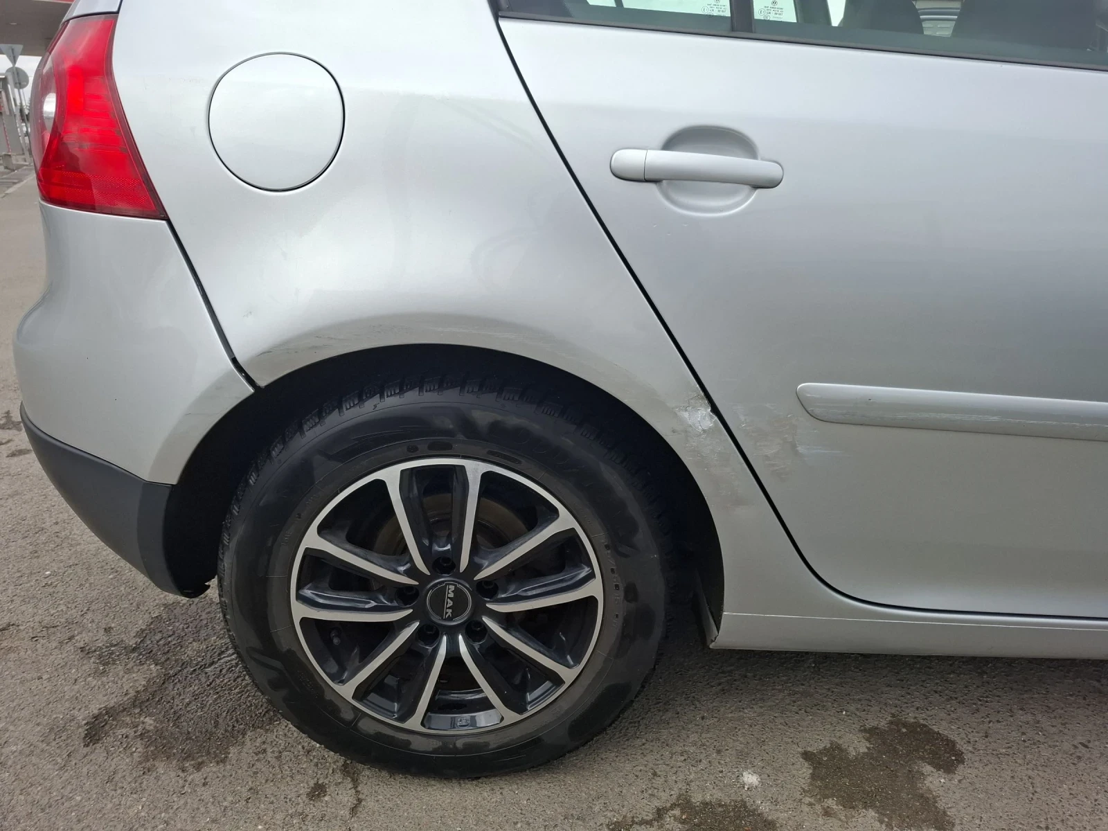 VW Golf, снимка 16 - Автомобили и джипове - 53952189