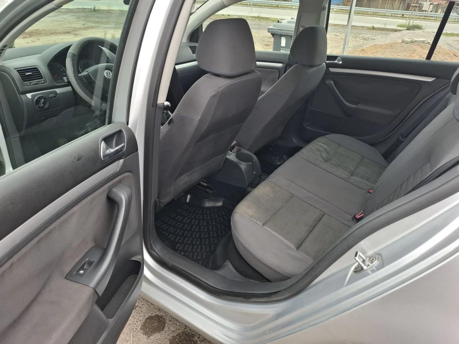 VW Golf, снимка 14 - Автомобили и джипове - 53952189