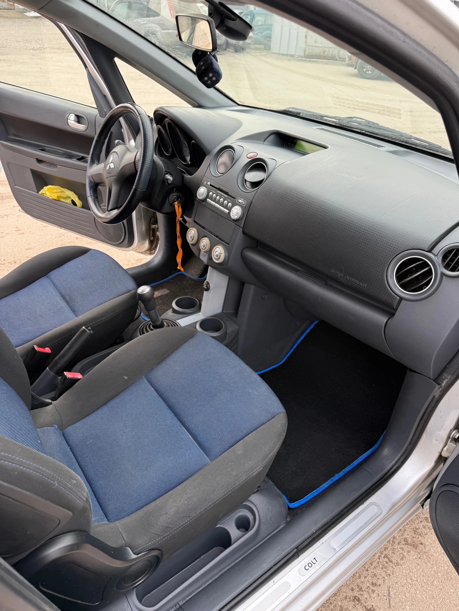 Mitsubishi Colt, снимка 8 - Автомобили и джипове - 54034073