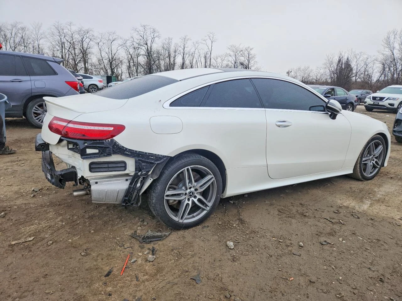 Mercedes-Benz E 400 3.0l 4Matic, снимка 3 - Автомобили и джипове - 54097684