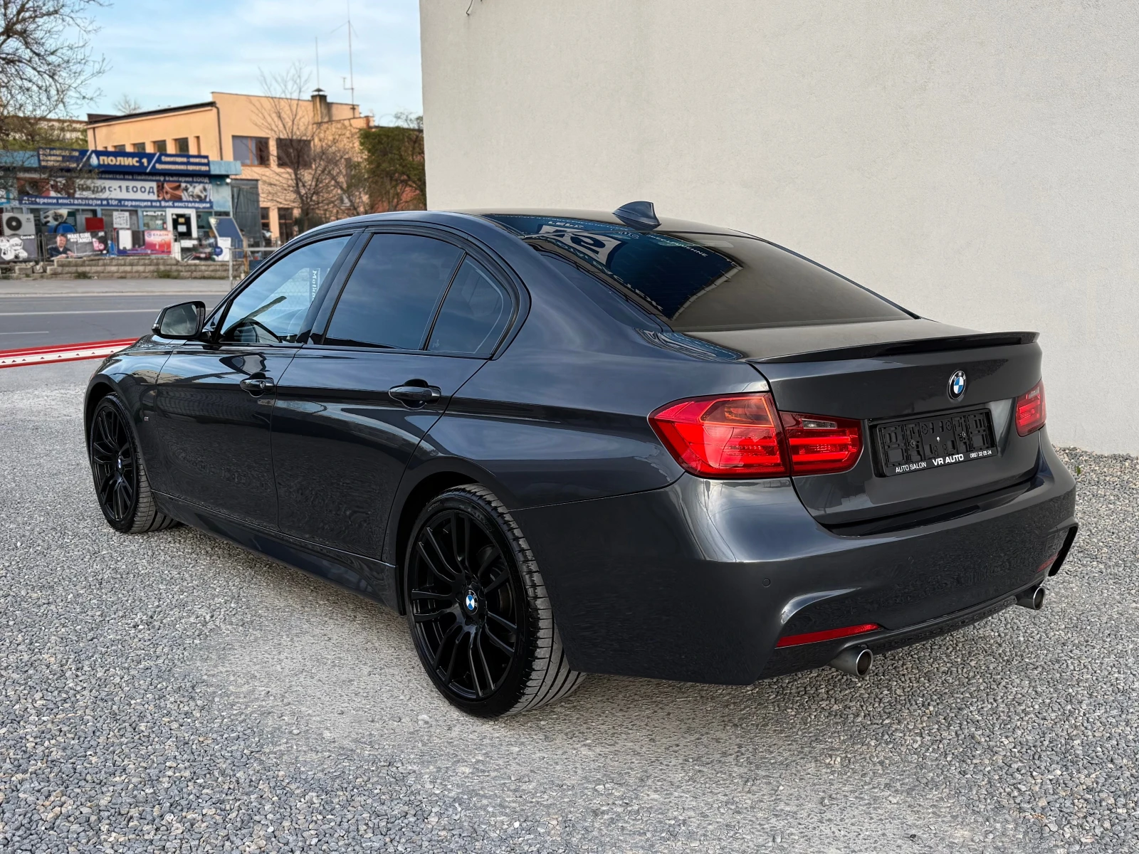 BMW 320 D M PACK FULL PERFORMANCE, снимка 3 - Автомобили и джипове - 54221240