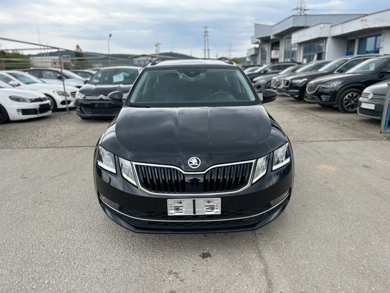 Skoda Octavia, снимка 2 - Автомобили и джипове - 54279486