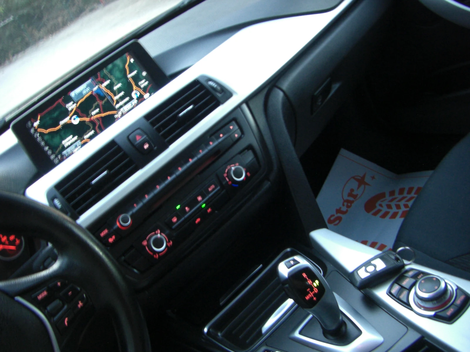 BMW 320 d NAVI SPORT EURO 6B, снимка 12 - Автомобили и джипове - 54327556