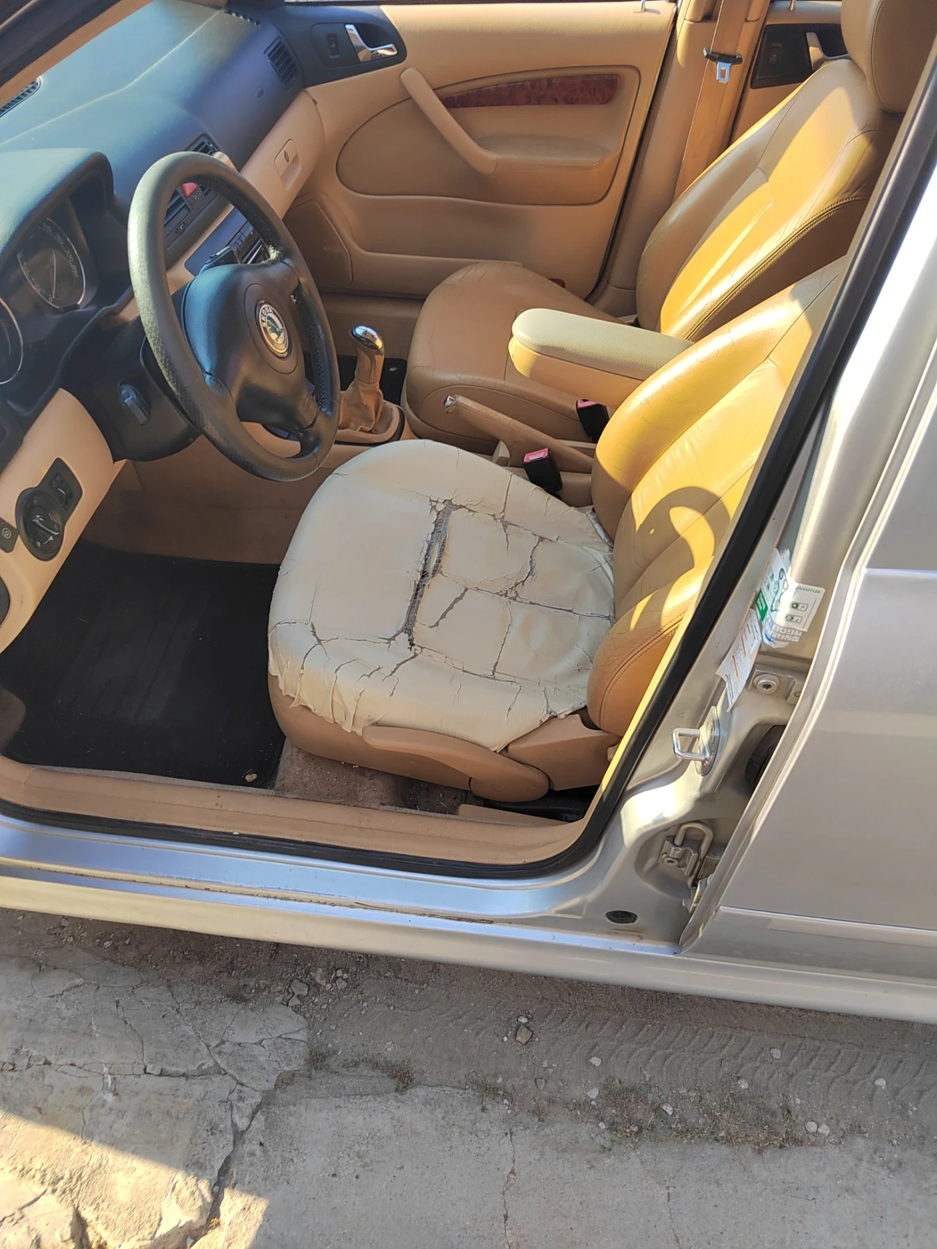 Skoda Octavia 1.8T, снимка 4 - Автомобили и джипове - 54327459