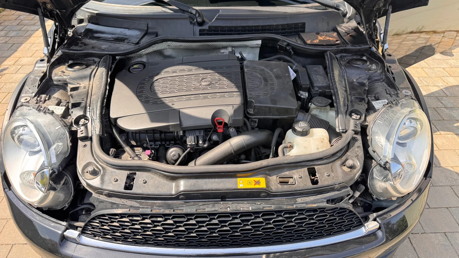 Mini Cooper 2.0 D SD Clubman BOND STREET, снимка 11 - Автомобили и джипове - 54352464