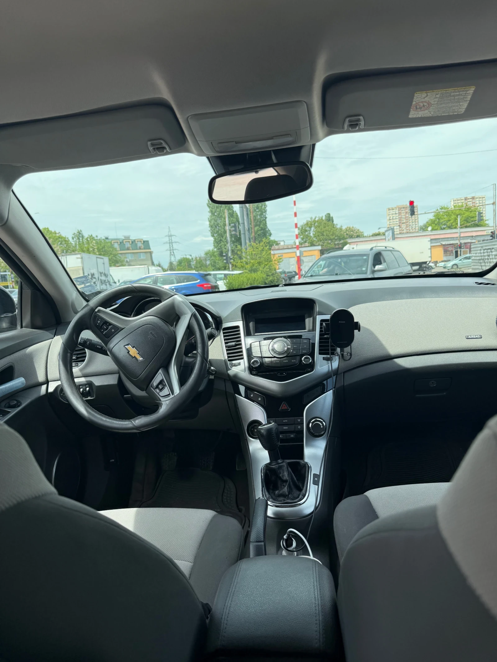 Chevrolet Cruze, снимка 5 - Автомобили и джипове - 54650986