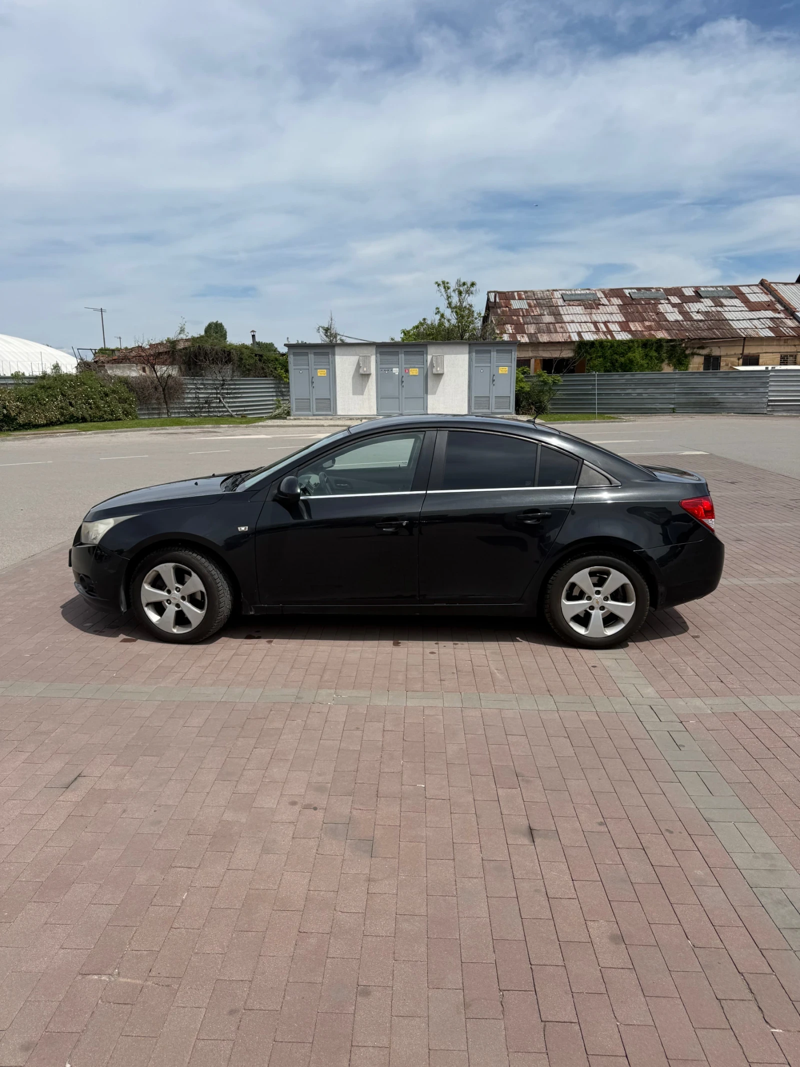 Chevrolet Cruze, снимка 2 - Автомобили и джипове - 54650986