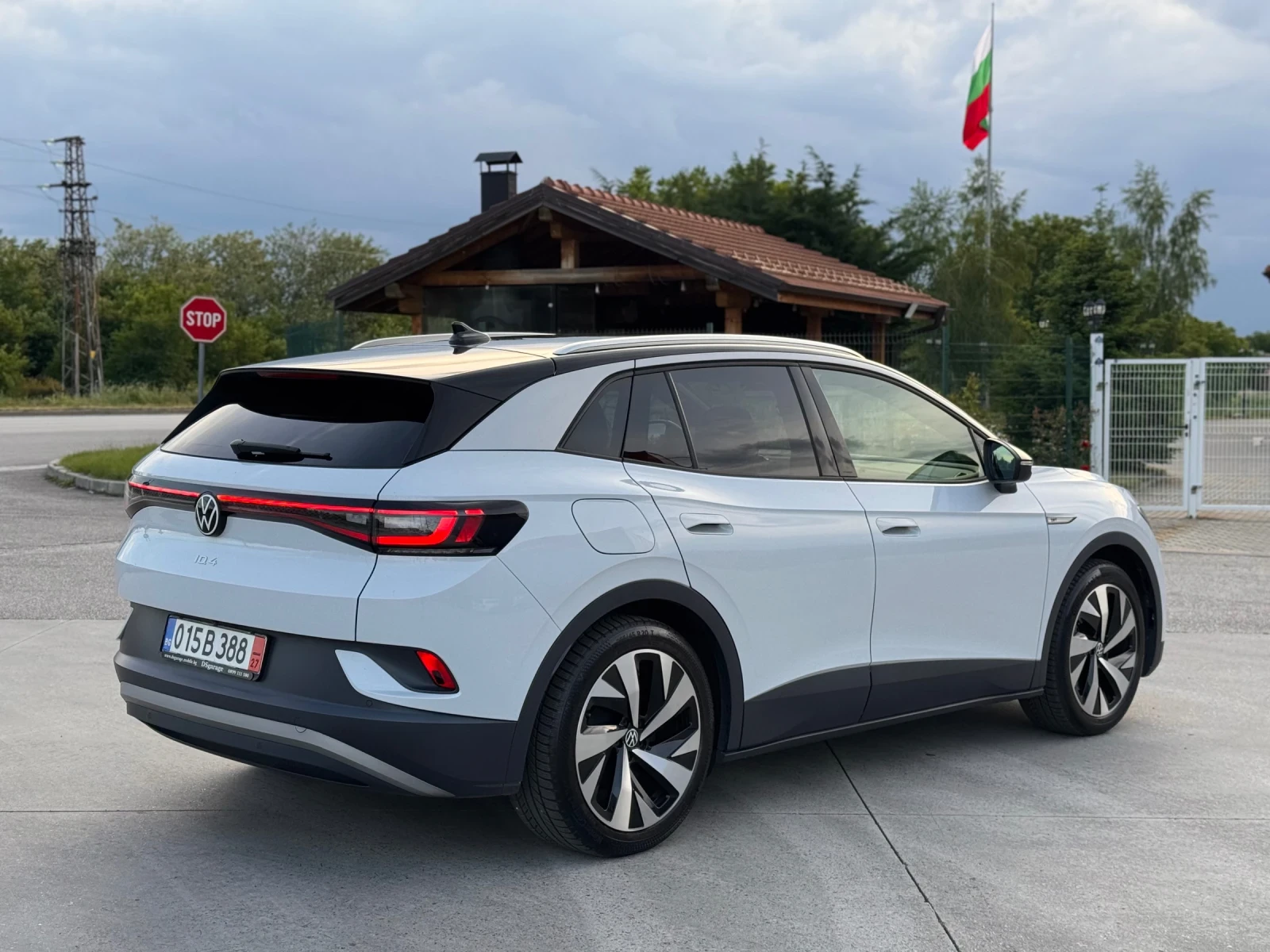 VW ID.4 82kw* 91.3%SOH* Камера* FULL, снимка 5 - Автомобили и джипове - 54750934