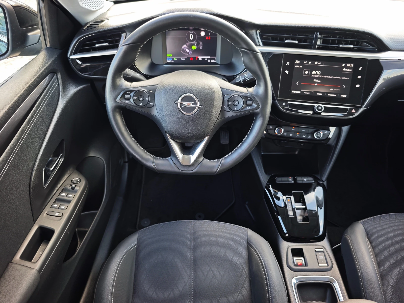 Opel Corsa, снимка 13 - Автомобили и джипове - 54761631