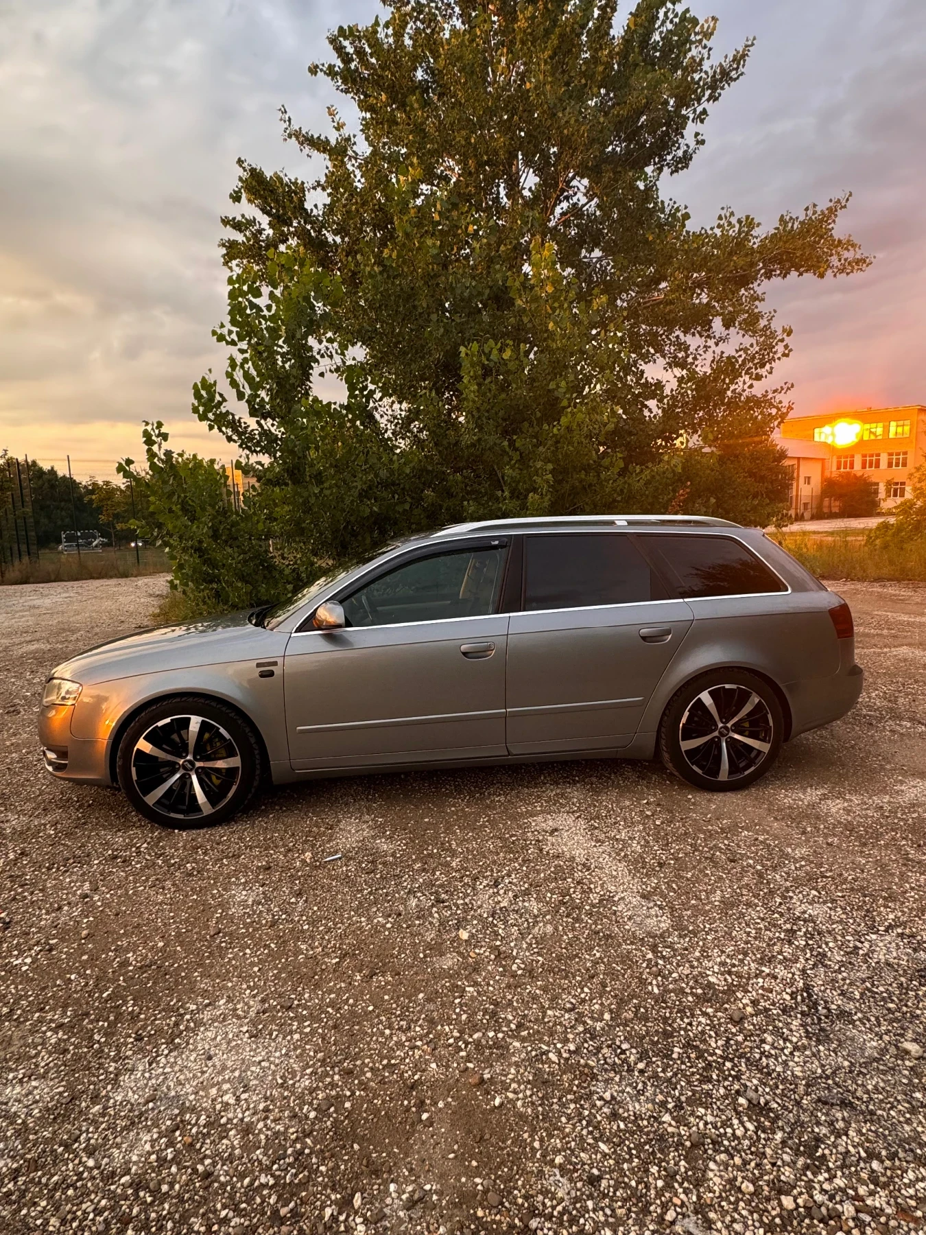 Audi A4, снимка 2 - Автомобили и джипове - 55253636